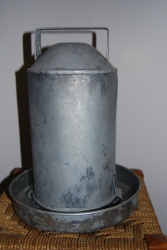 Heritage Hot Dipped Galvanised Poultry Drinker (1 Gal)
